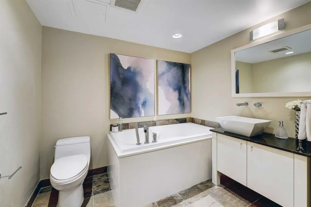 318 26 Avenue SW, #1605