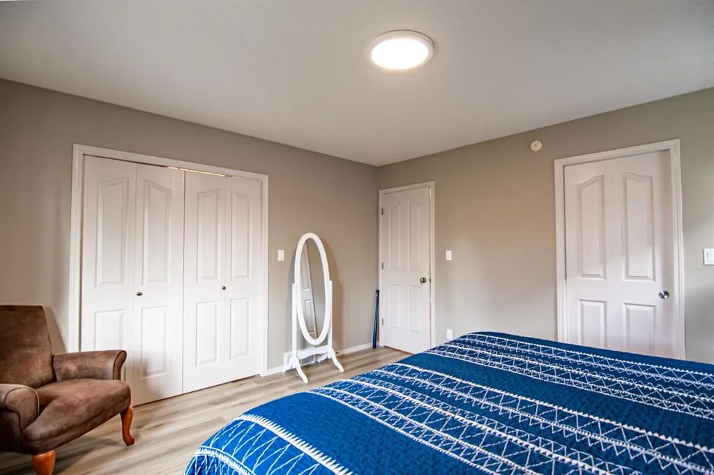 8 Oswald Close