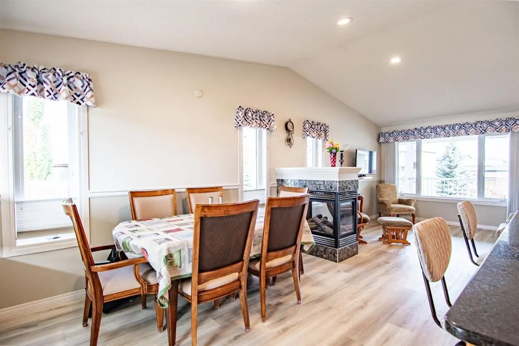 8 Oswald Close