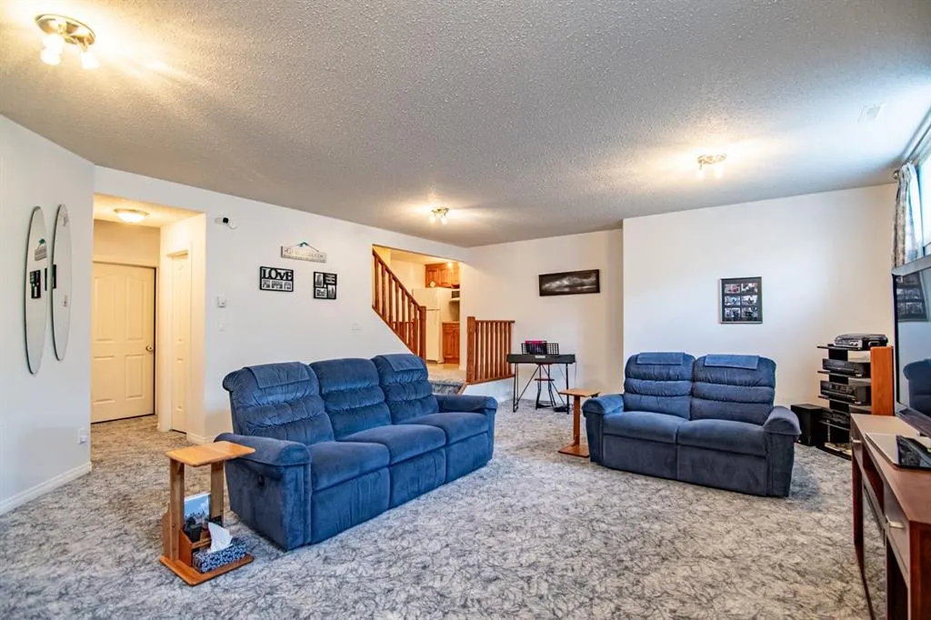 8 Oswald Close