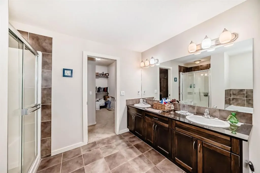 141 Mountain Street NW, #204