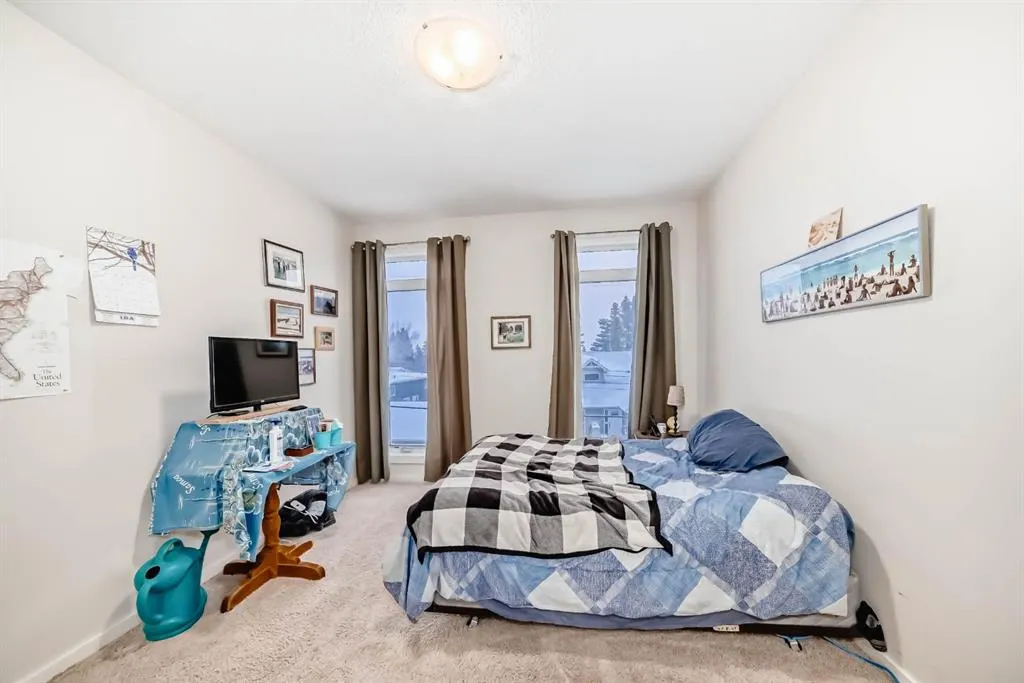 141 Mountain Street NW, #204