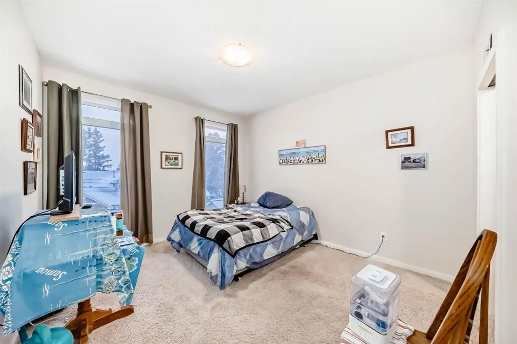 141 Mountain Street NW, #204