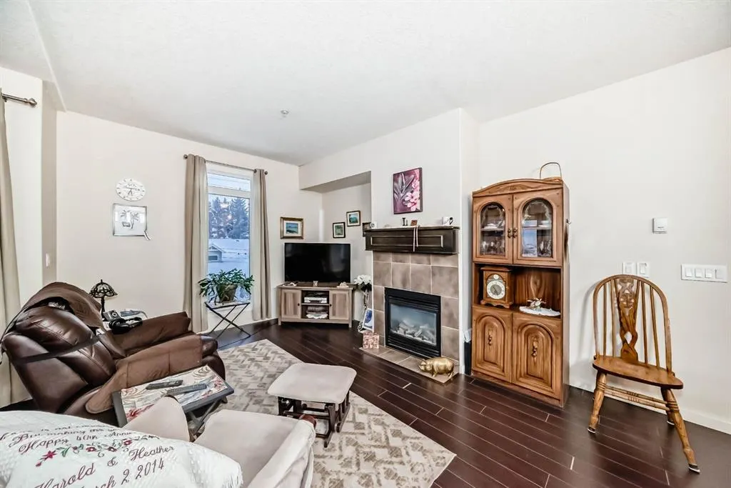 141 Mountain Street NW, #204