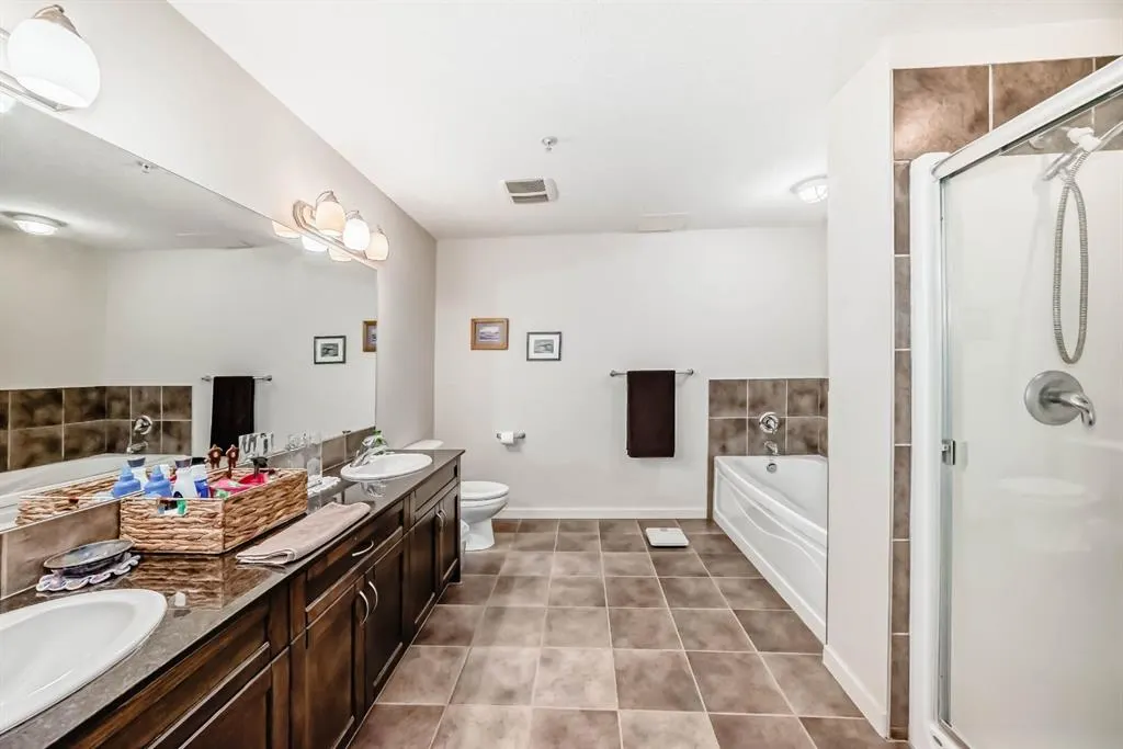 141 Mountain Street NW, #204