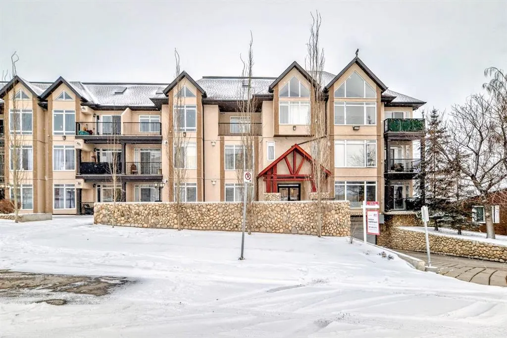 141 Mountain Street NW, #204