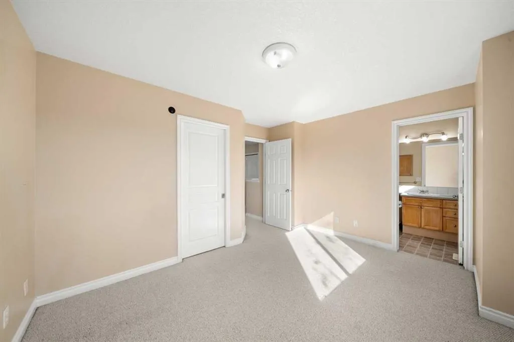 70 Crystal Shores Cove