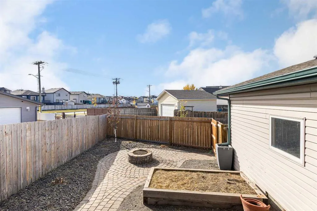 39 Saddlemont Manor NE