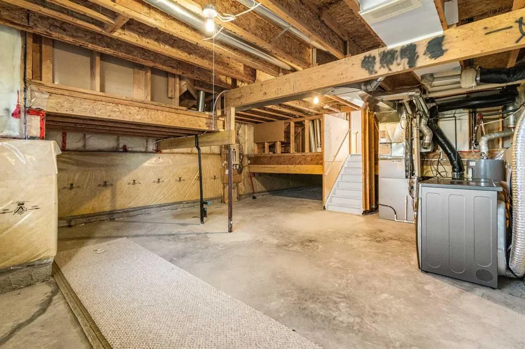 39 Saddlemont Manor NE