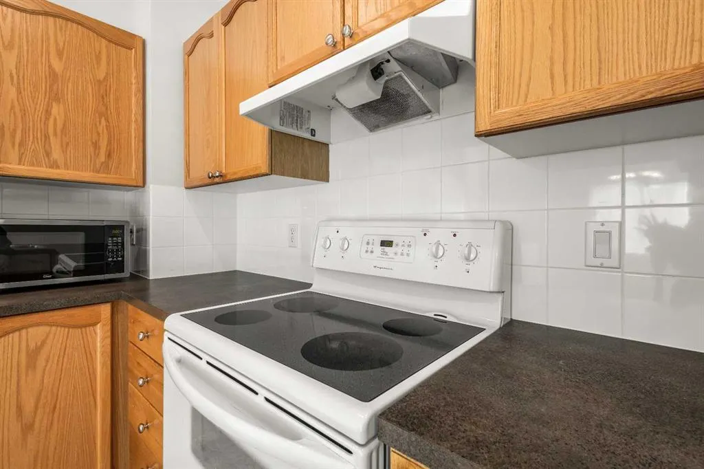 39 Saddlemont Manor NE