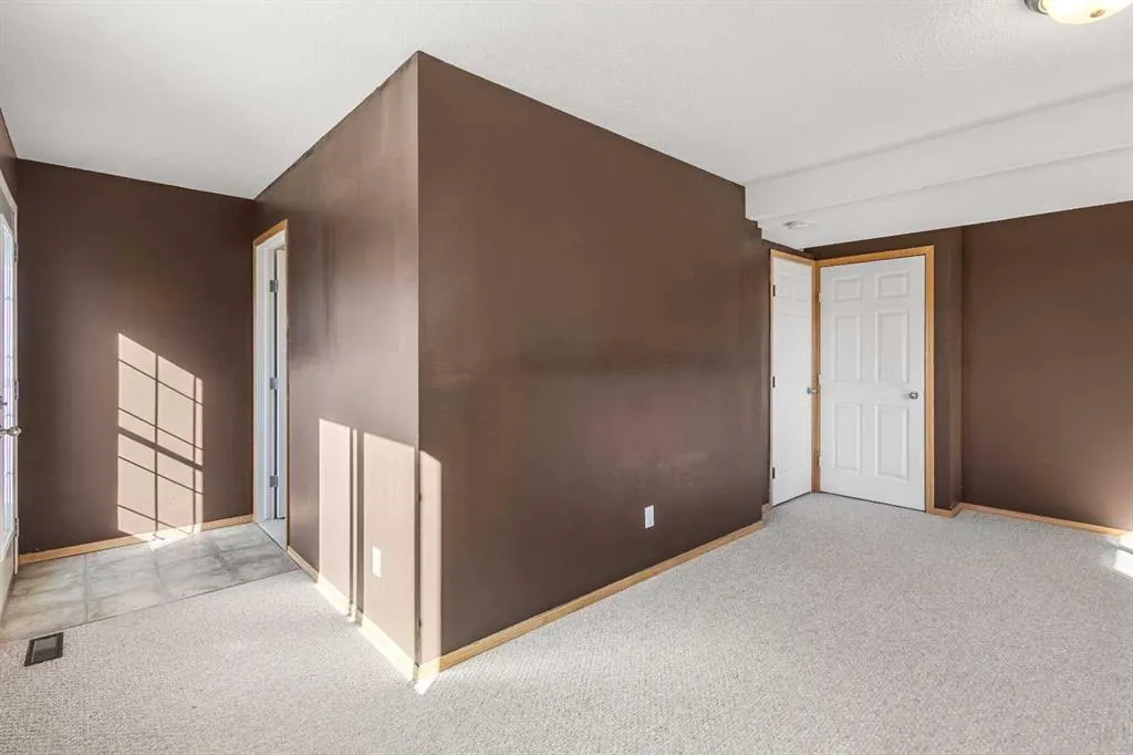 39 Saddlemont Manor NE