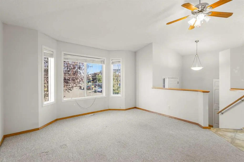 39 Saddlemont Manor NE
