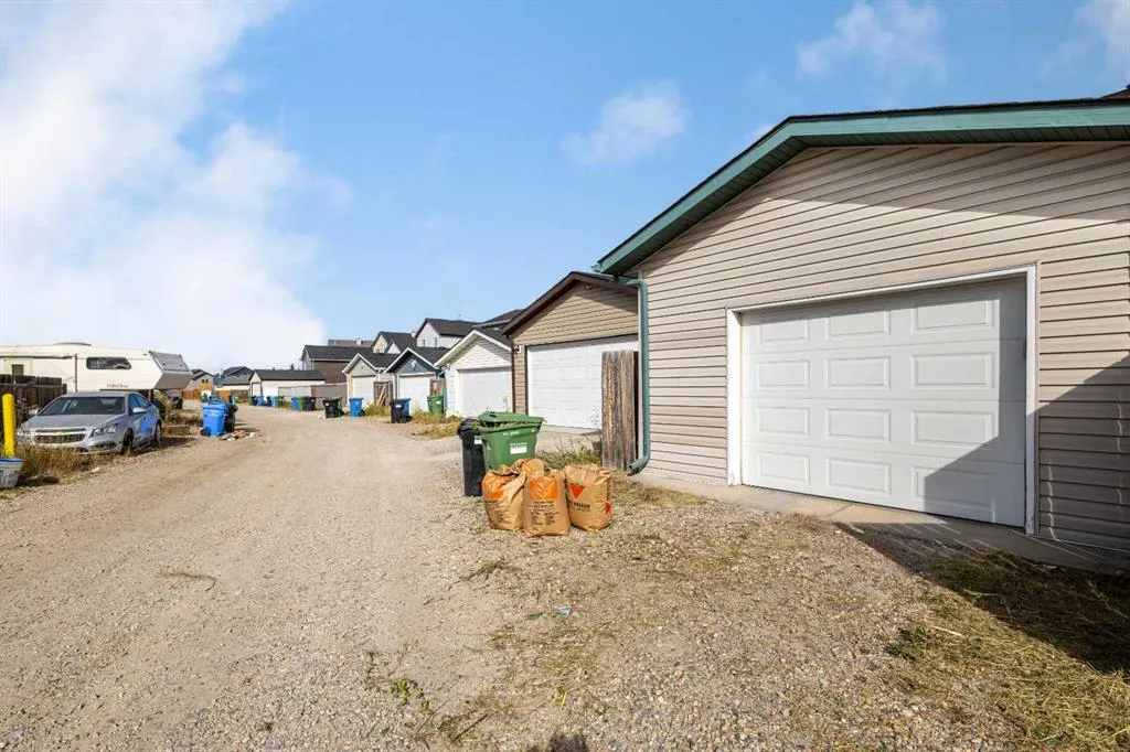 39 Saddlemont Manor NE