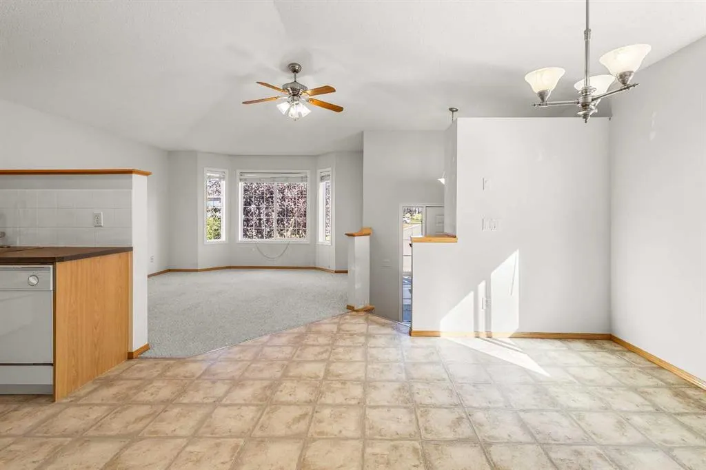 39 Saddlemont Manor NE