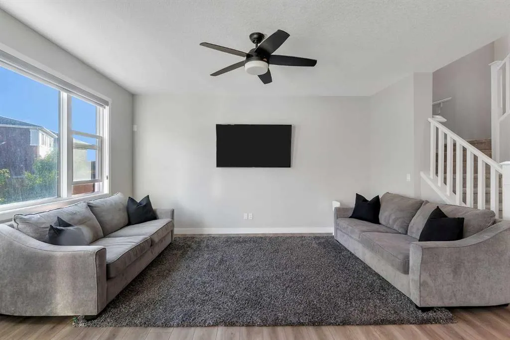 39 Savanna Way NE