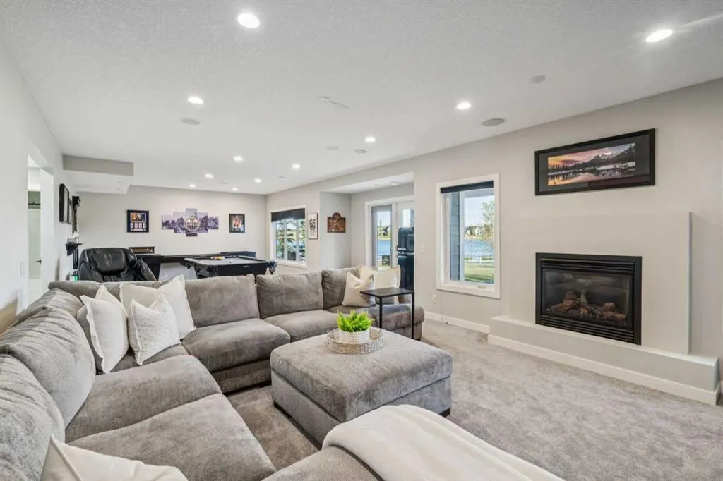 424 Montclair Place