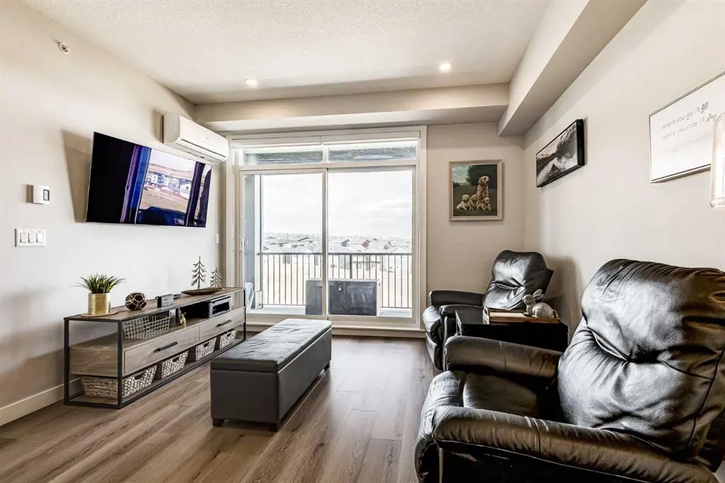 40 Sage Hill Walk NW, #408