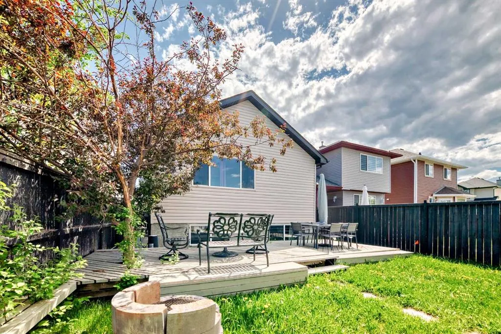 12 Taravista Crescent NE