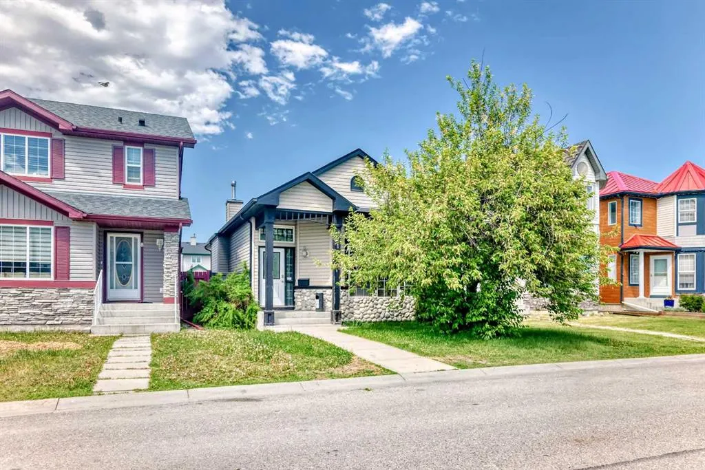 12 Taravista Crescent NE