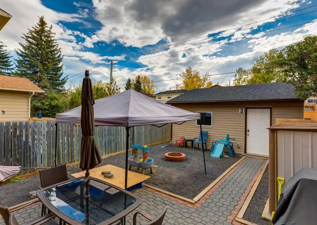 115 Berwick Way NW