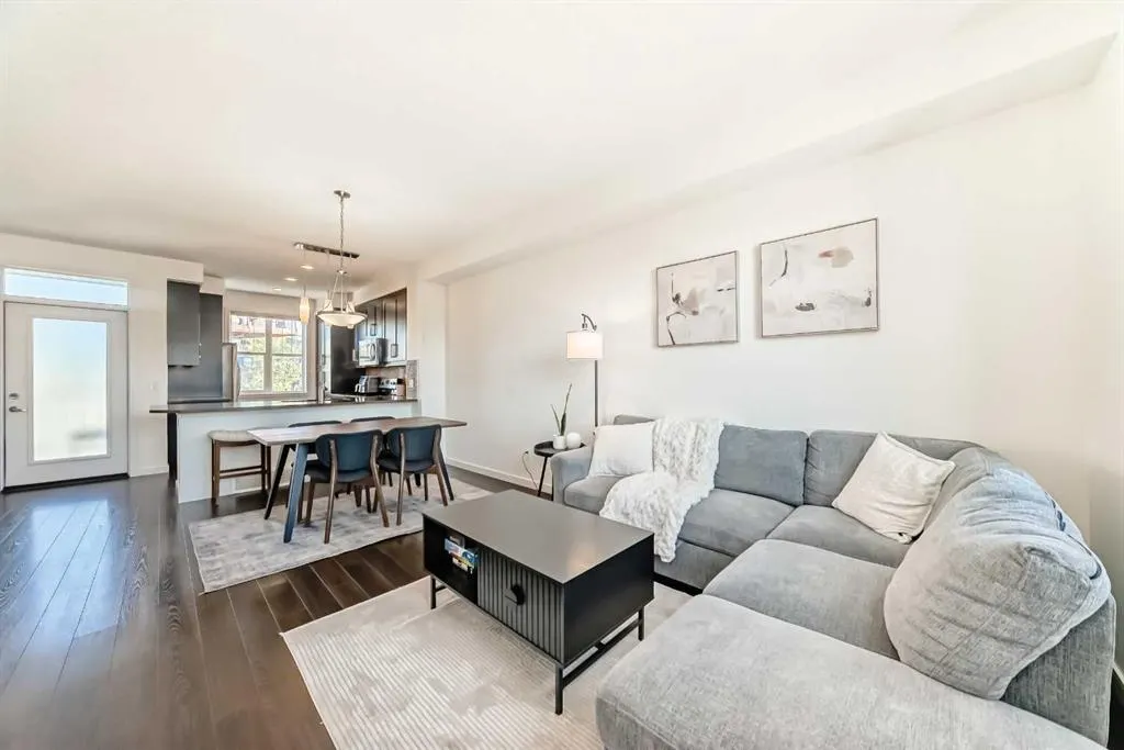 61 Nolan Hill Boulevard NW