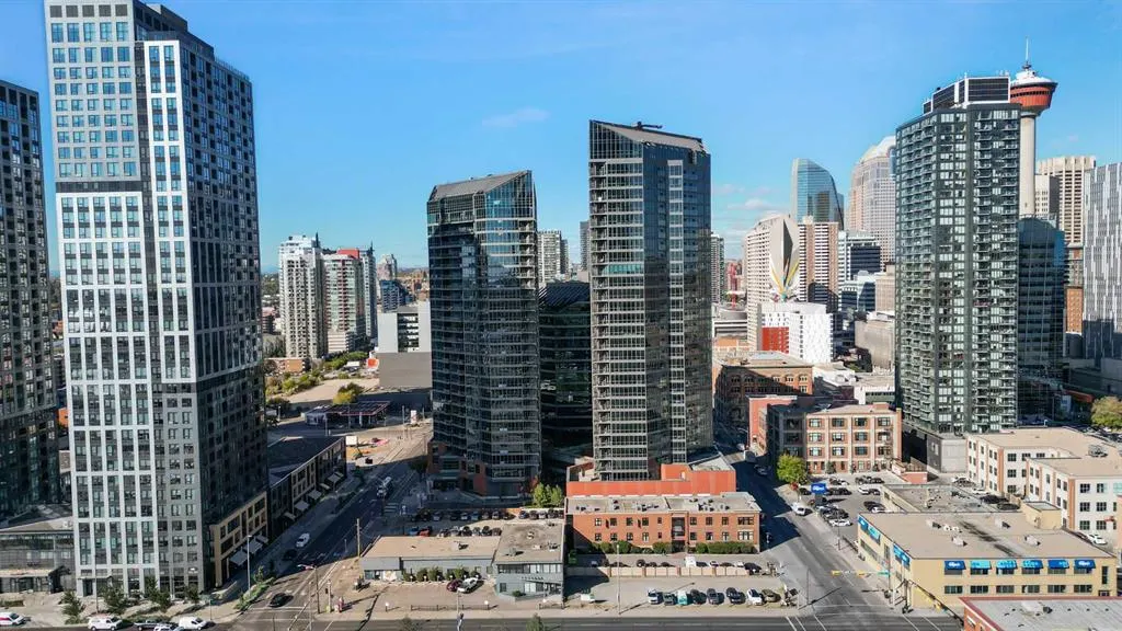 225 11 Avenue SE, #802