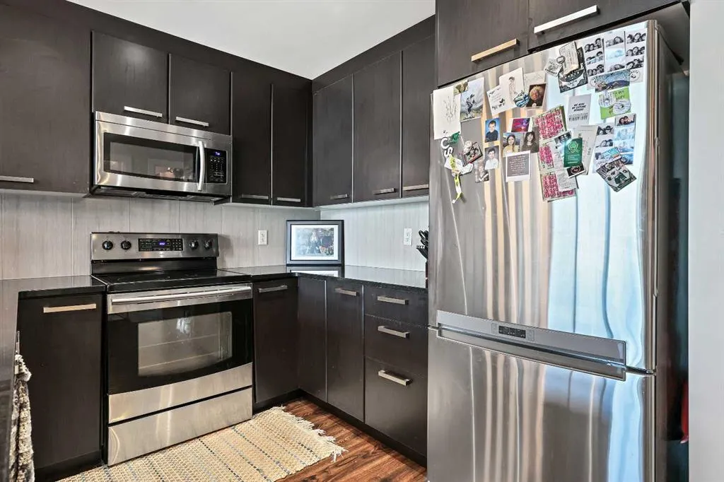 225 11 Avenue SE, #802