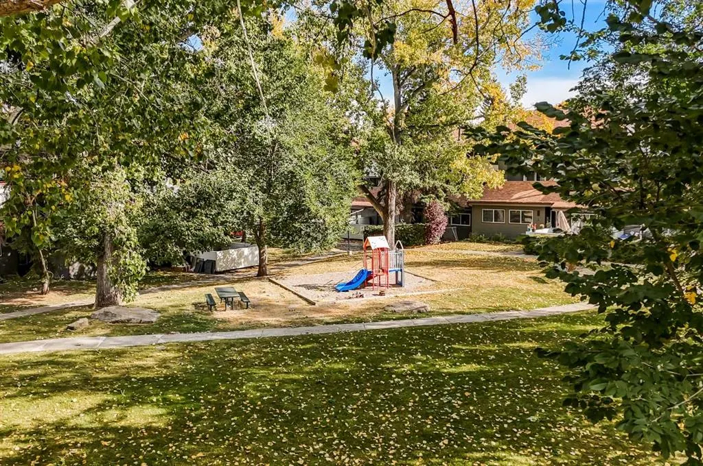 2520 Palliser Drive SW, #1612