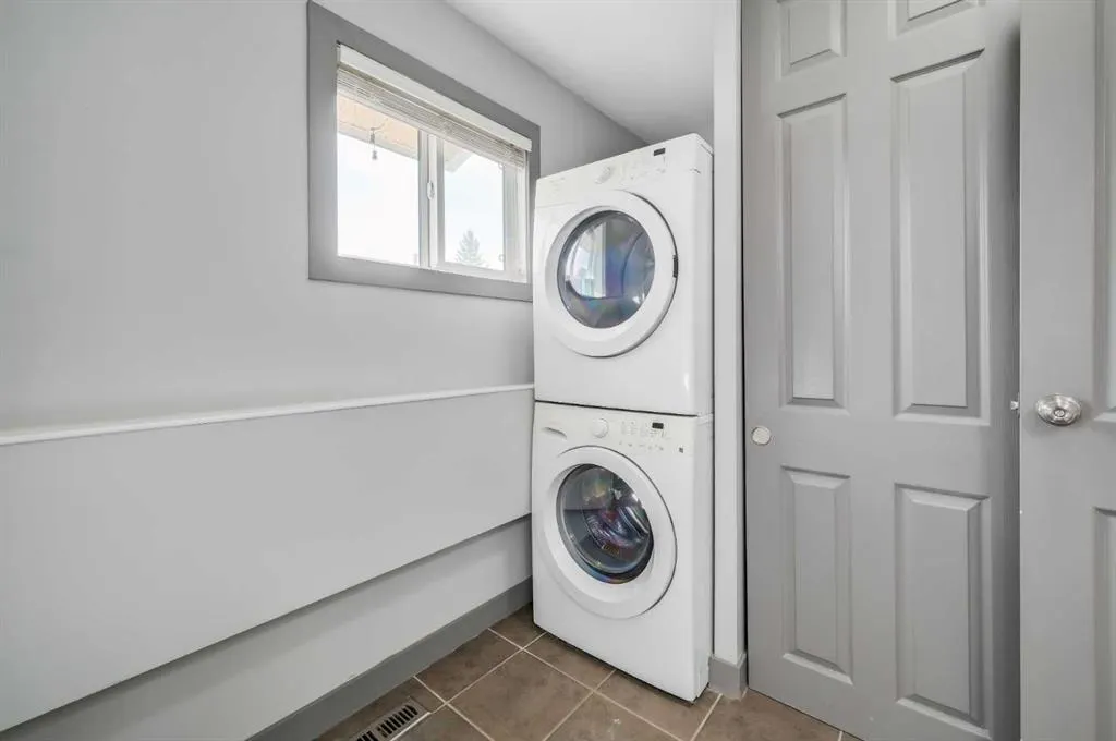 2520 Palliser Drive SW, #1612
