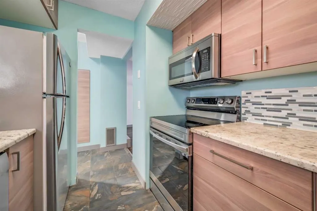 2520 Palliser Drive SW, #1612