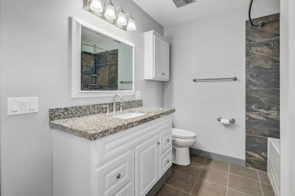 2520 Palliser Drive SW, #1612