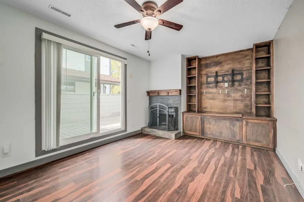 2520 Palliser Drive SW, #1612