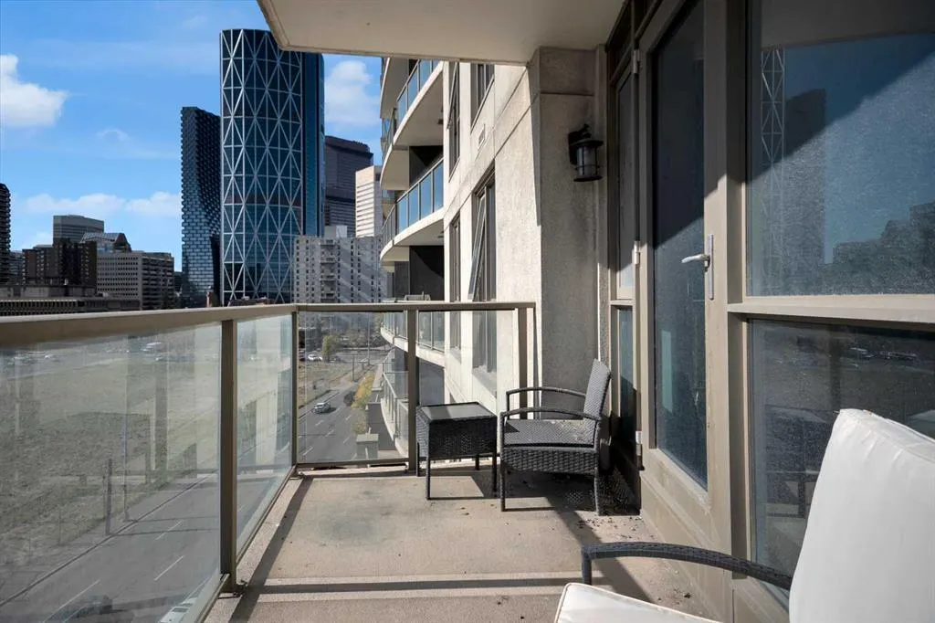 325 3 Street SE, #604