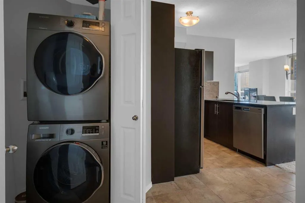 325 3 Street SE, #604