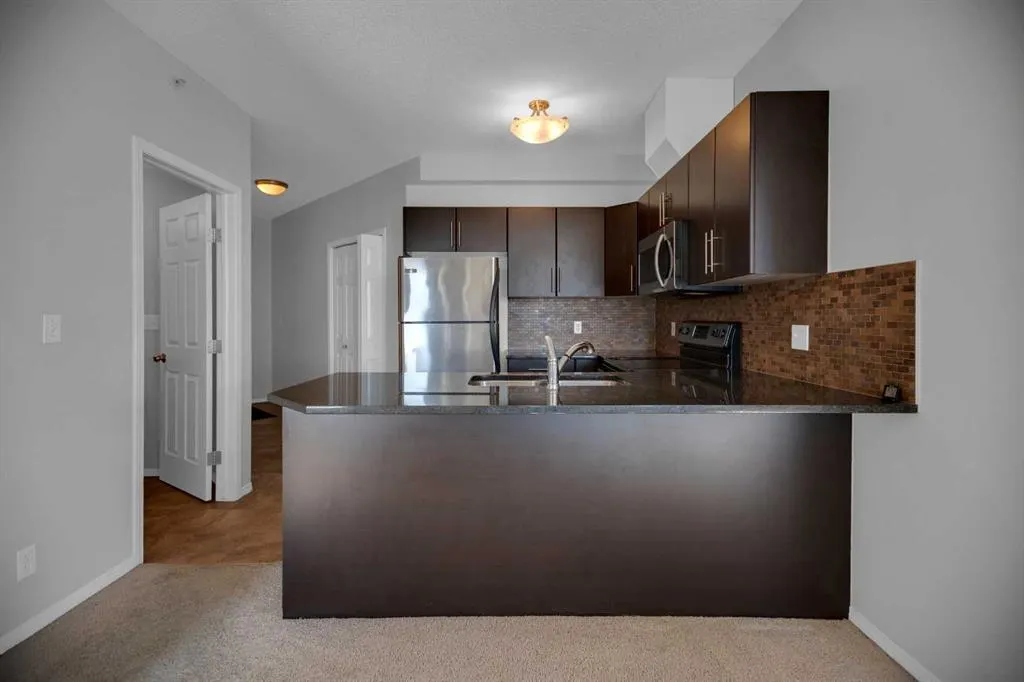 325 3 Street SE, #604