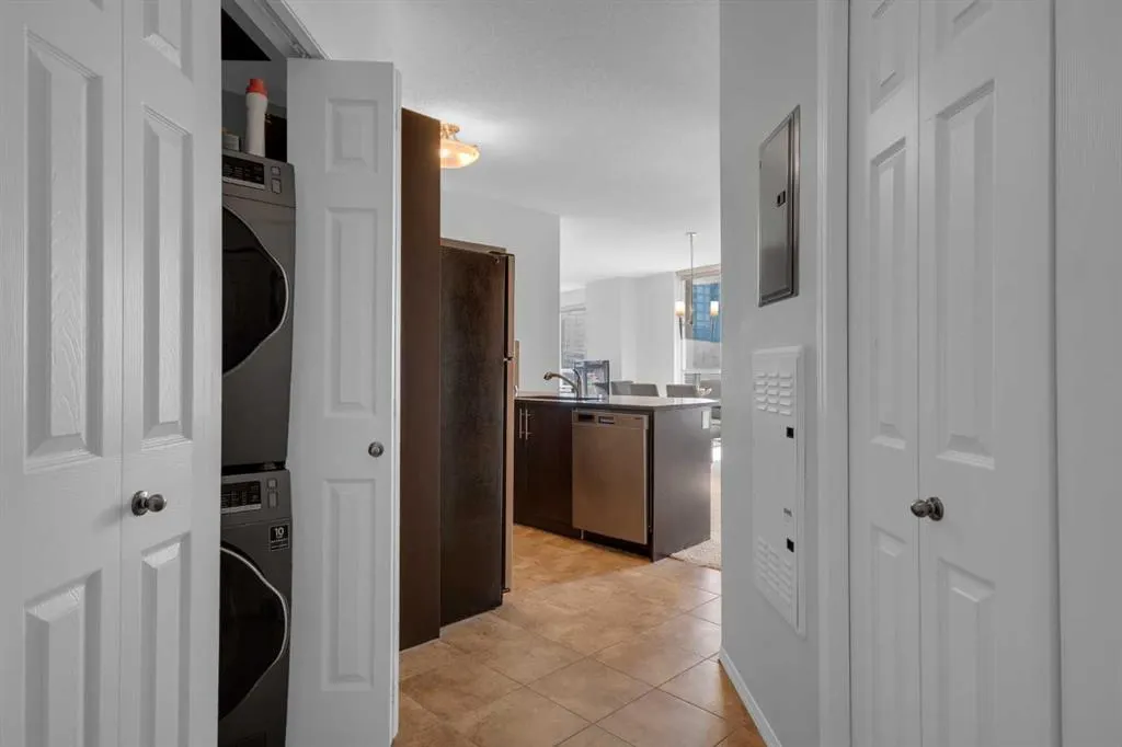 325 3 Street SE, #604