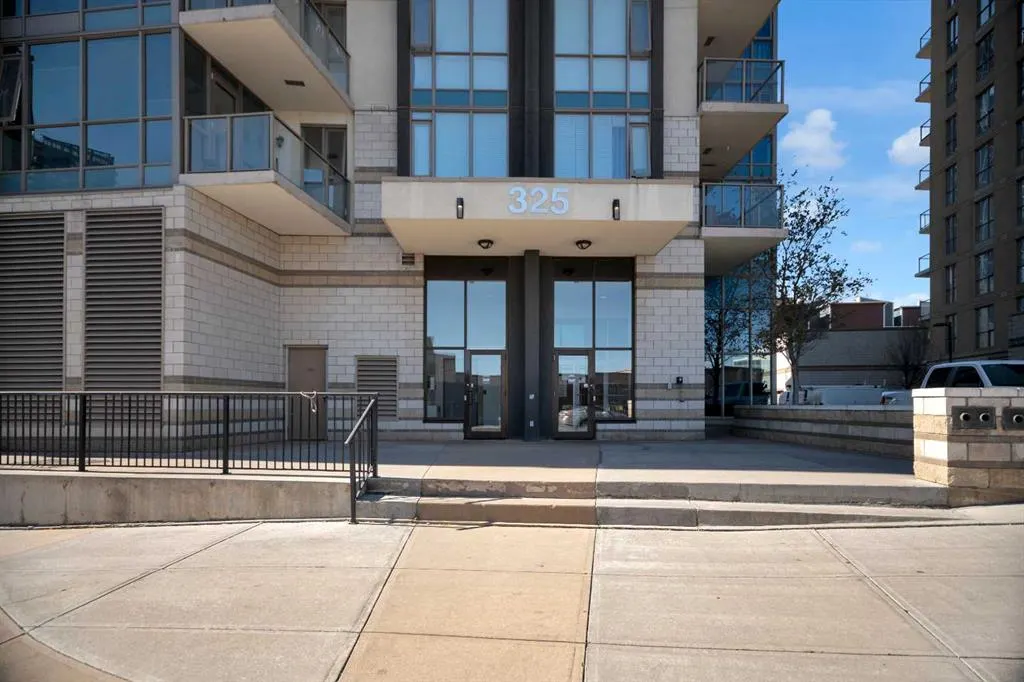 325 3 Street SE, #604