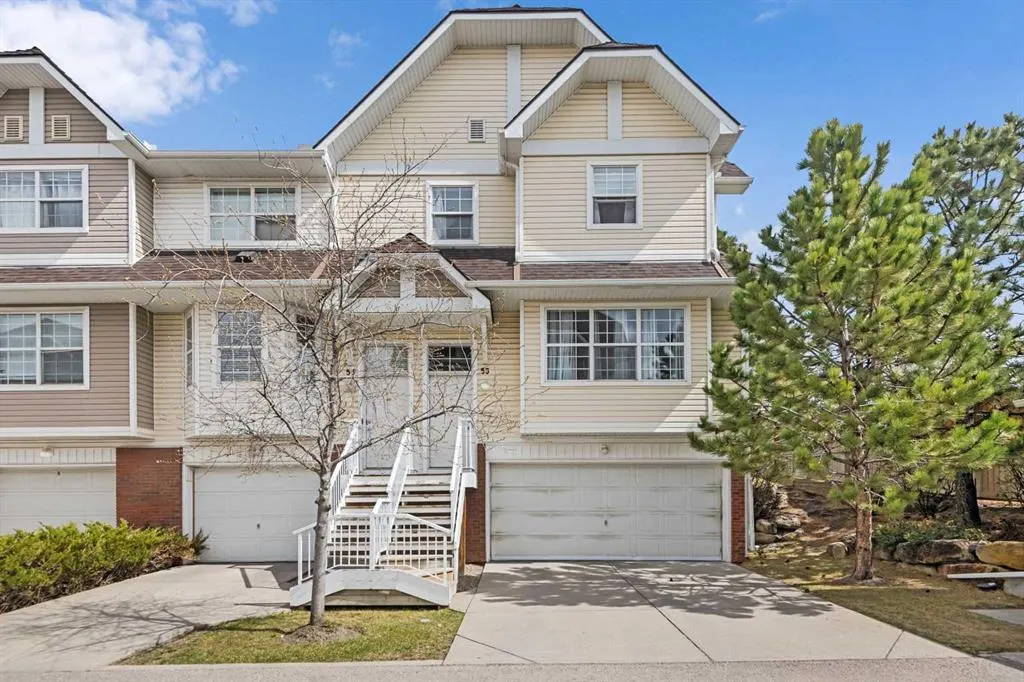 53 Tuscany Springs Gardens NW