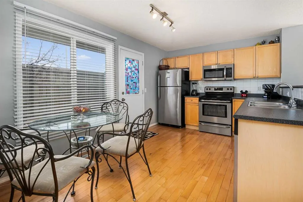 53 Tuscany Springs Gardens NW
