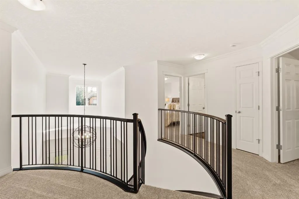 115 Cougar Plateau Circle SW
