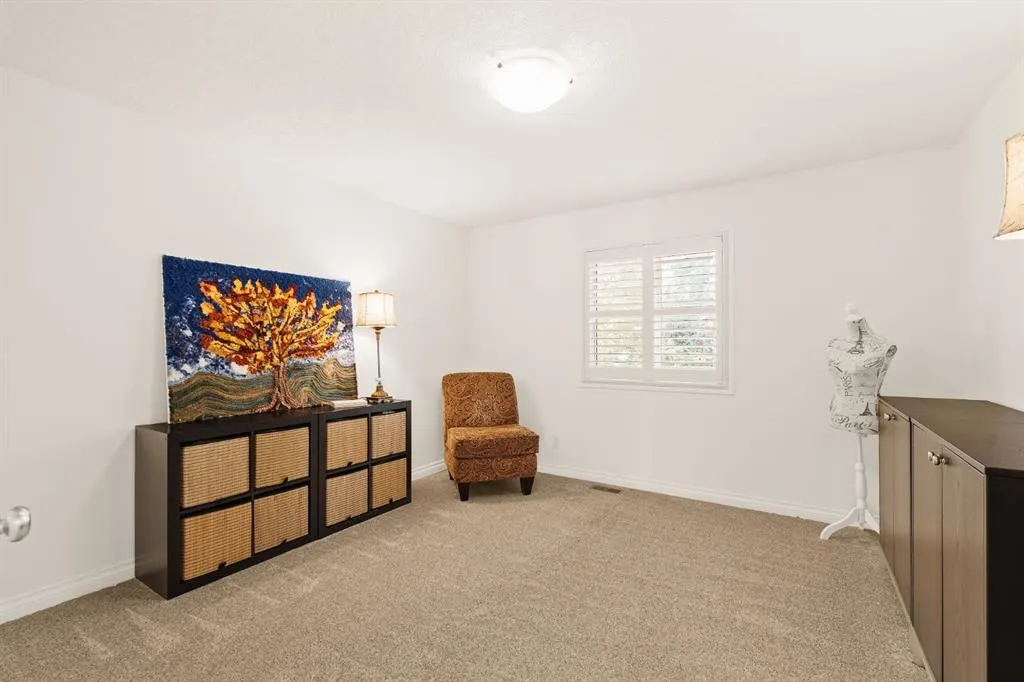 115 Cougar Plateau Circle SW