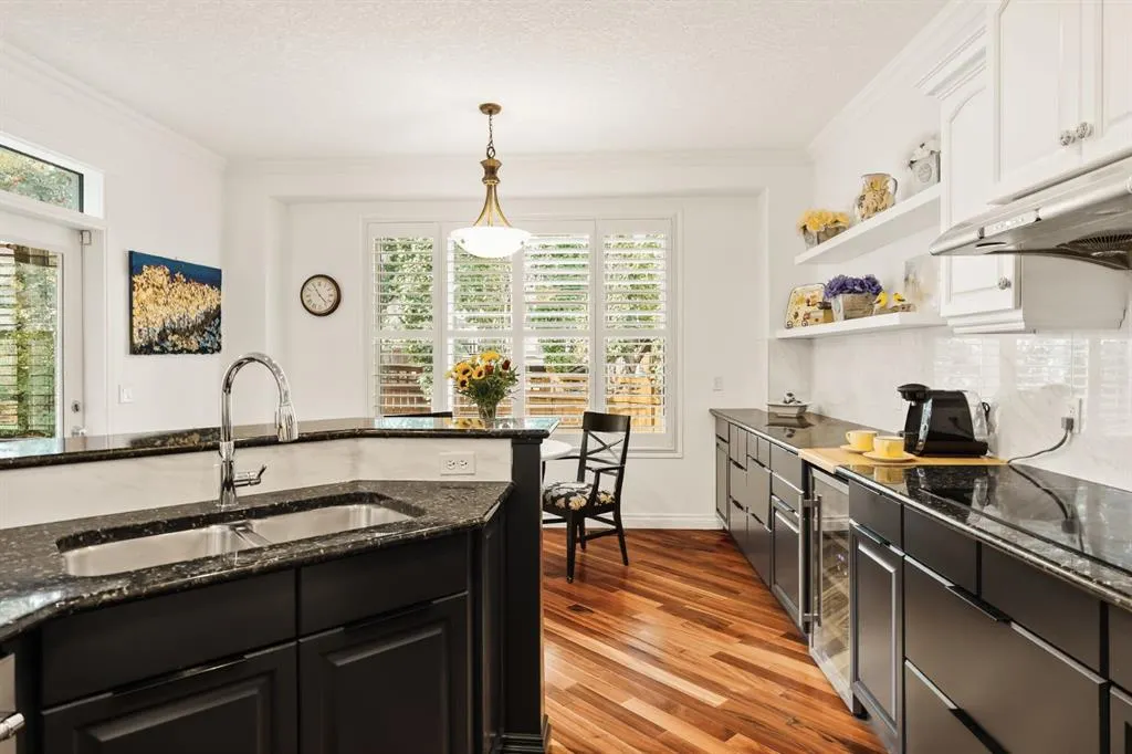 115 Cougar Plateau Circle SW