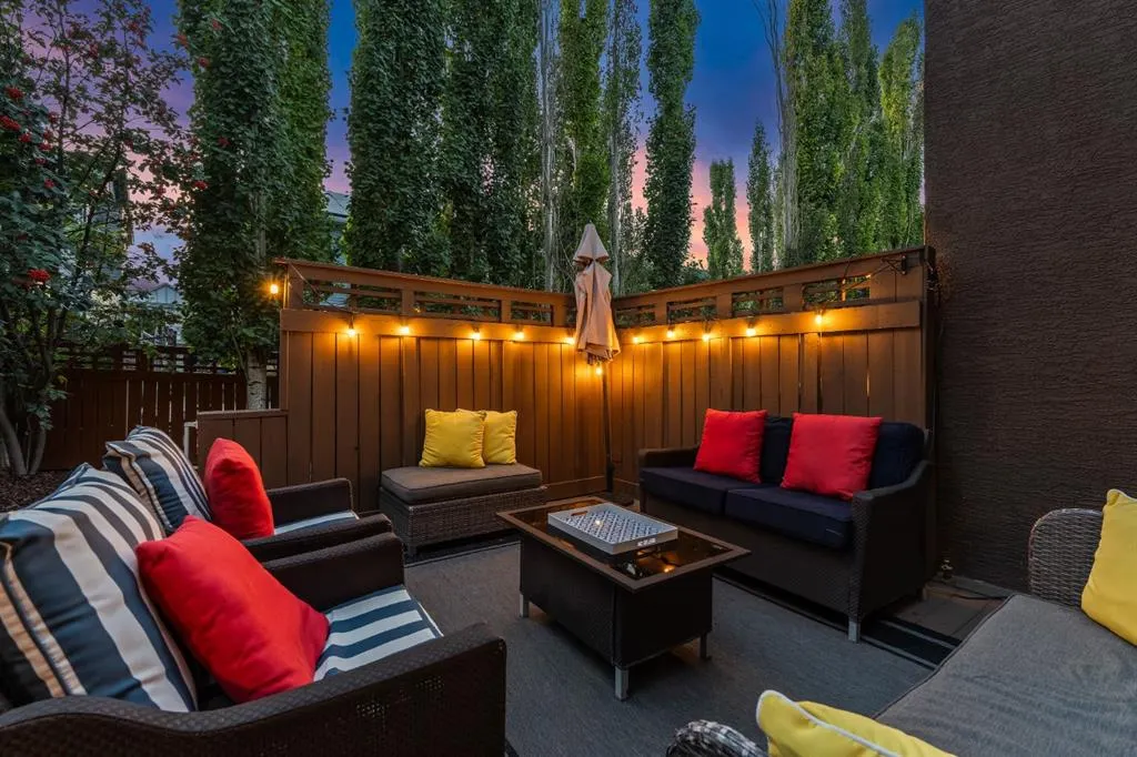 115 Cougar Plateau Circle SW