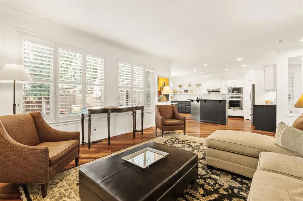 115 Cougar Plateau Circle SW