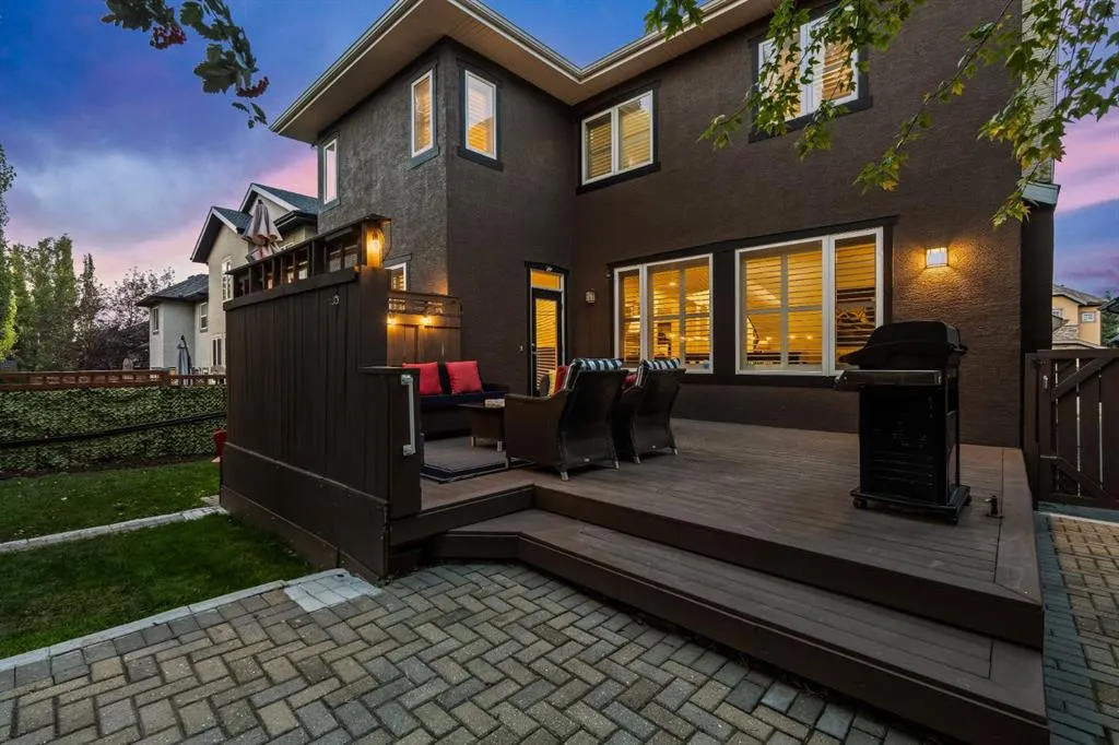 115 Cougar Plateau Circle SW