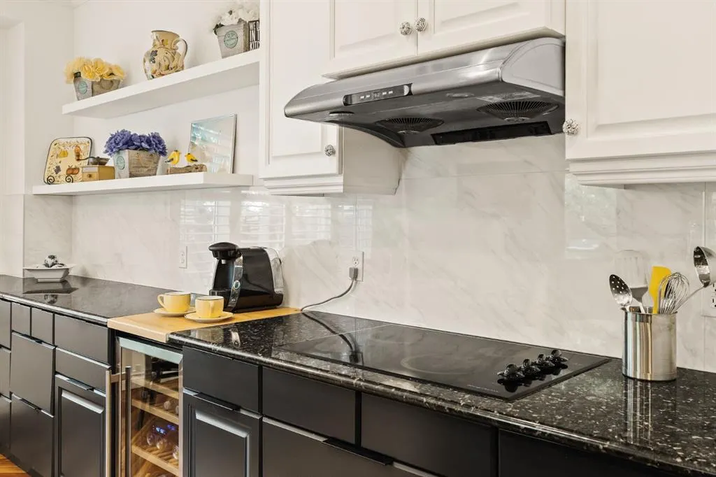 115 Cougar Plateau Circle SW