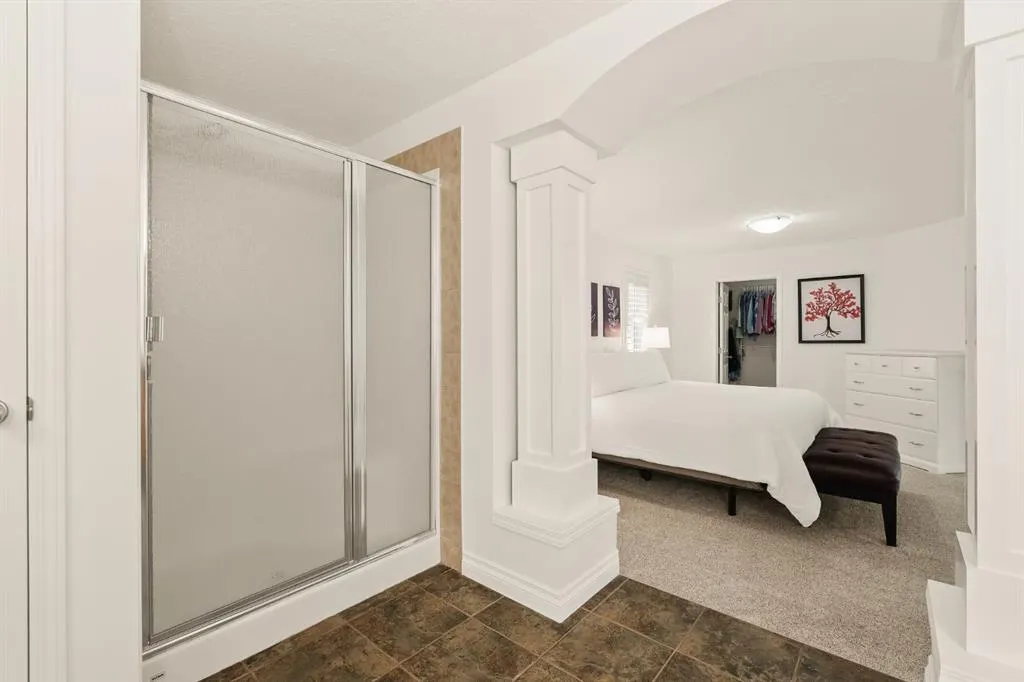 115 Cougar Plateau Circle SW