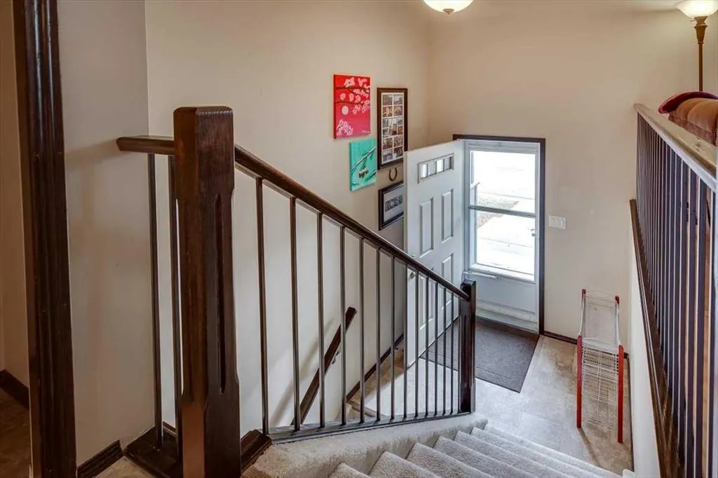 118 Redwood Boulevard