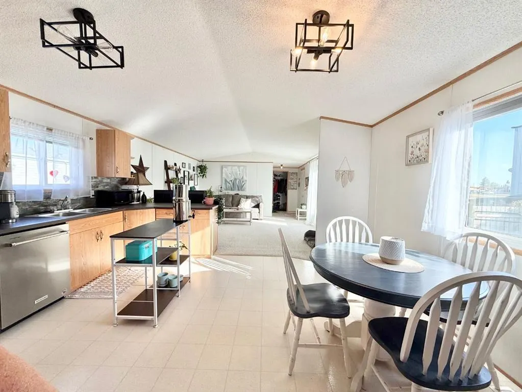 310 Railway Avenue, #1