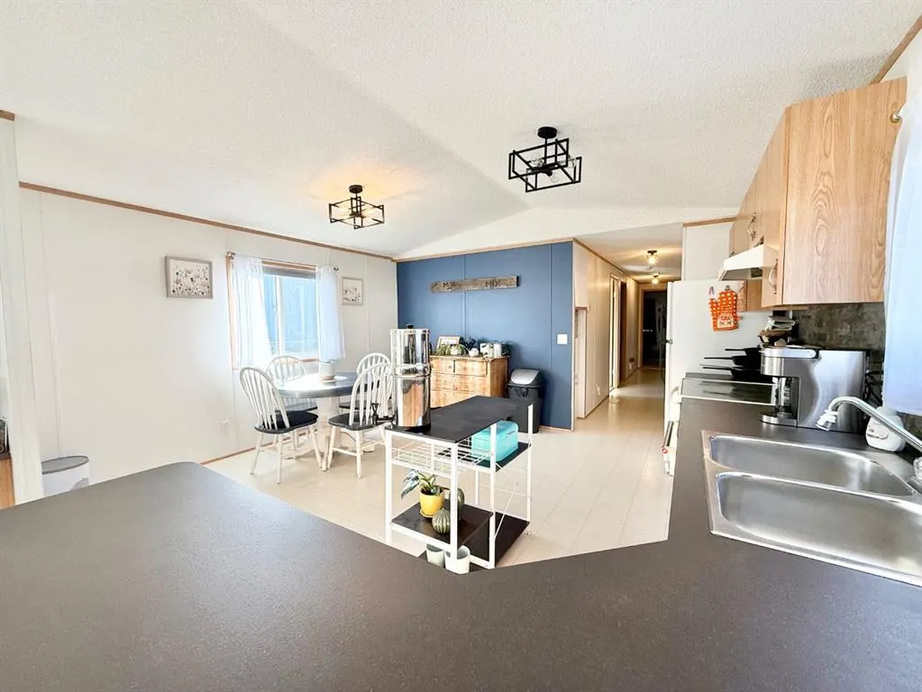310 Railway Avenue, #1